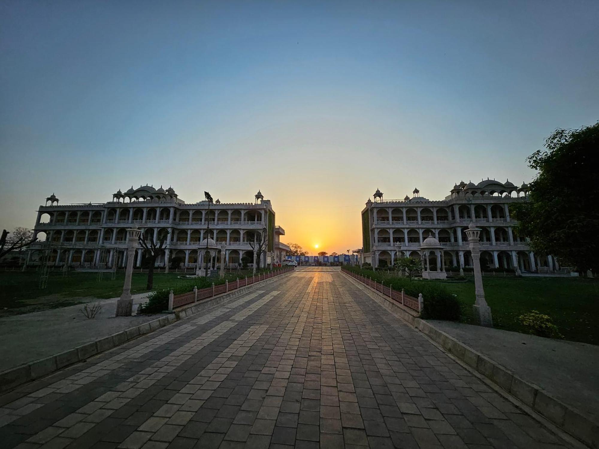The Mewar Palace And Resort Shivpurī エクステリア 写真